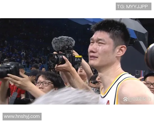 胡金秋：从青年才俊到篮球巨星的成长之路与辉煌成就